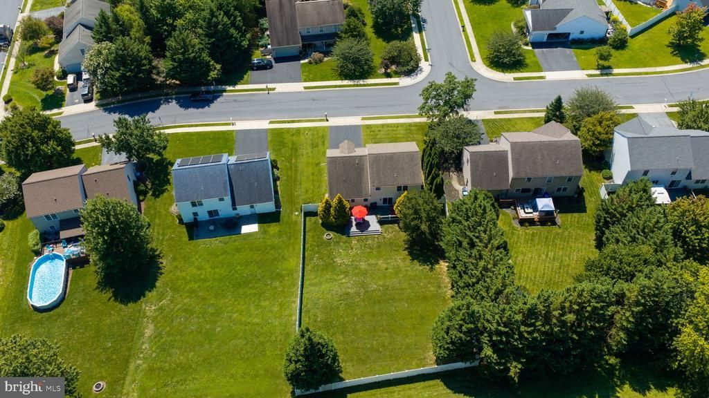 500 SILVER MAPLE COURT , MOUNT WOLF, PA 17347