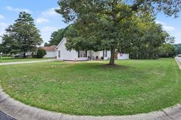3002 Denine Dr. photo 4