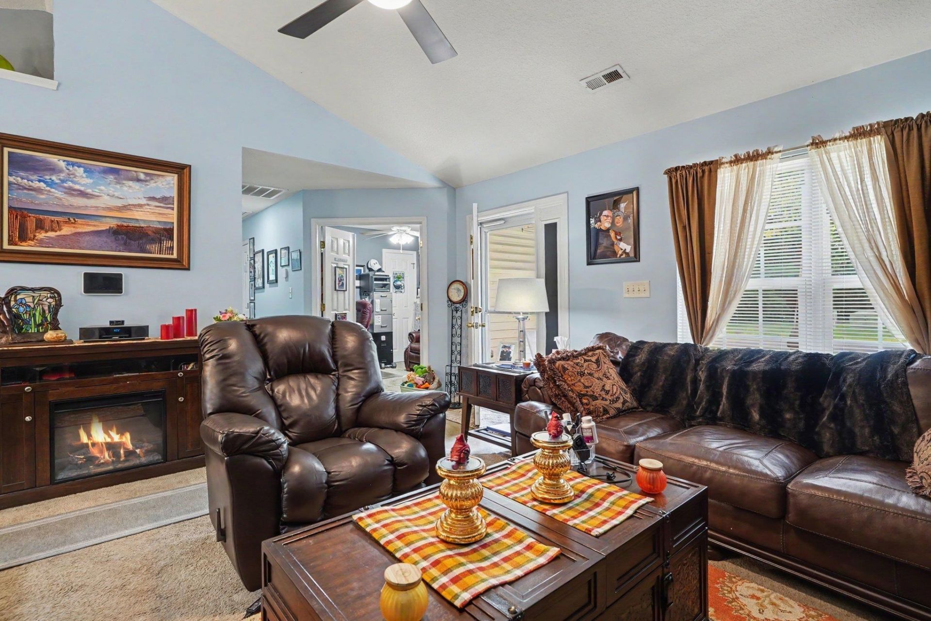 3002 Denine Dr. Photo 7
