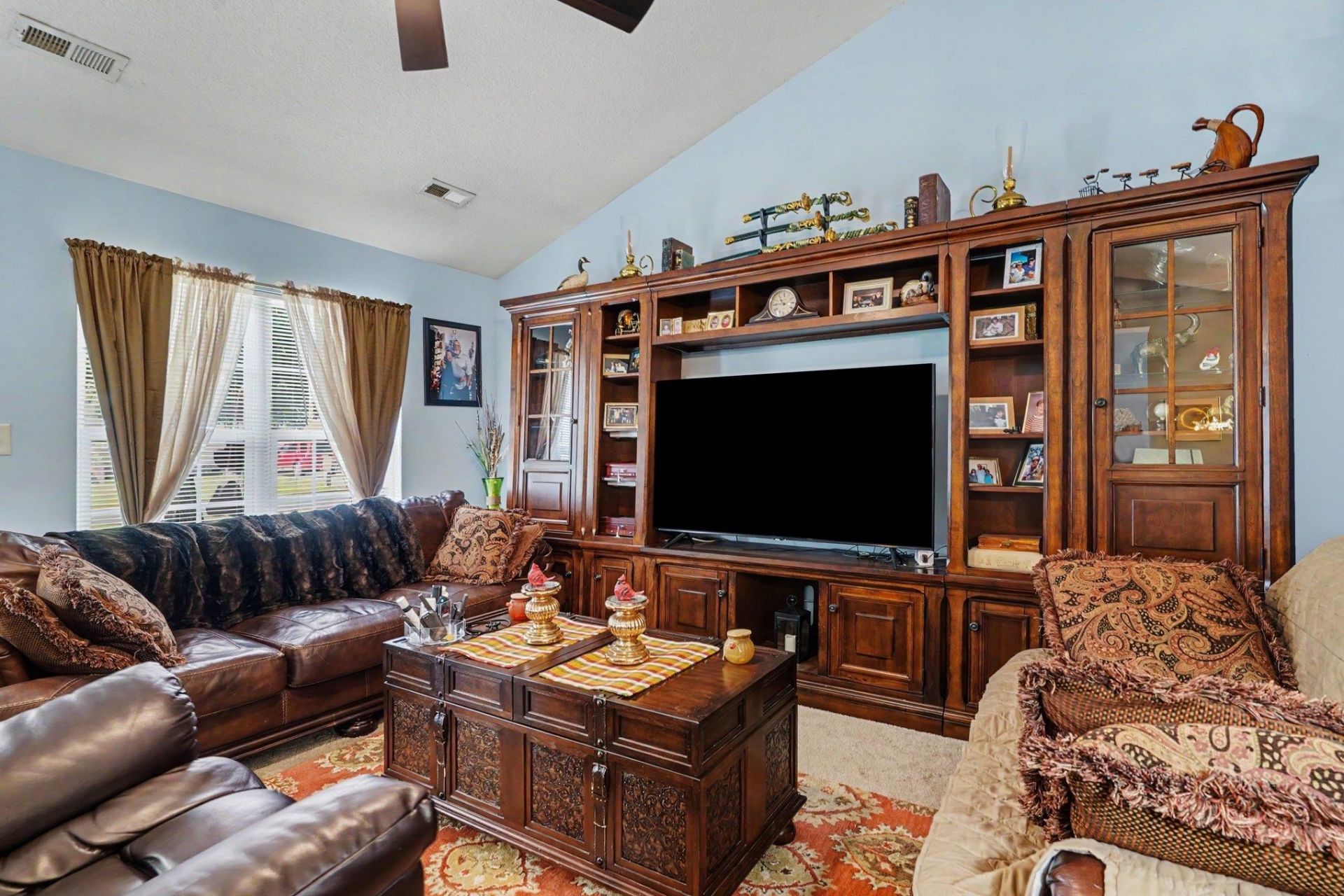 3002 Denine Dr. Photo 8