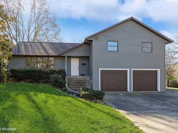 703 Lincoln St, Ainsworth, IA 52201