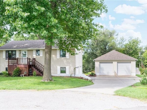 1207 Saint Paul Avenue, Excelsior Springs, MO 64024