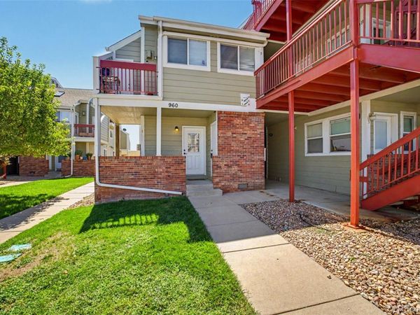 960 S Dawson Way, Unit 1, Aurora, CO 80012