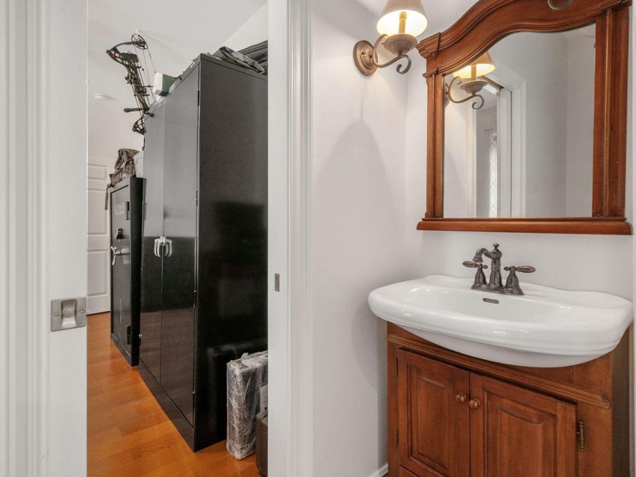 Property Image 44