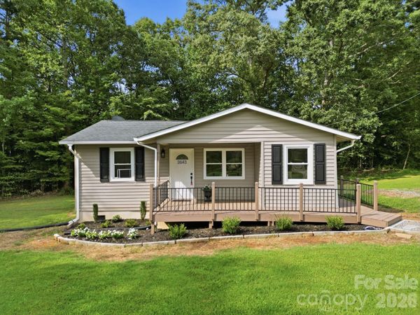 2643 Hopewell Church Road , Sherrills Ford, NC 28673