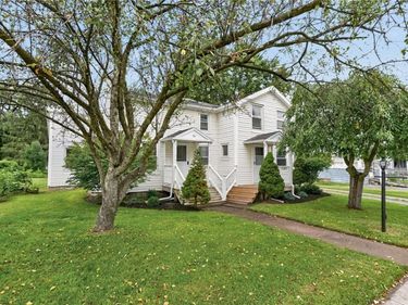 16-18 Kendall Street , Clifton Springs, NY 14432