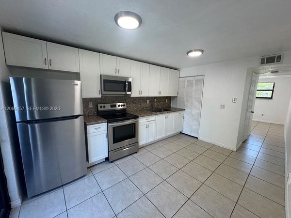 3011 SW 1st Ave , Unit 10, Miami, FL 33129