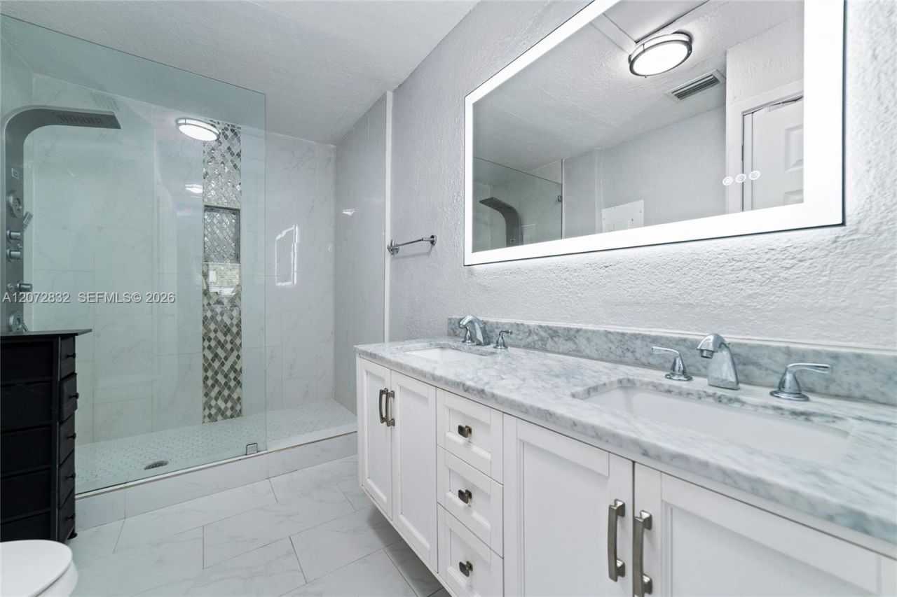 6750 Hope St, Hollywood, FL 33024 Photo