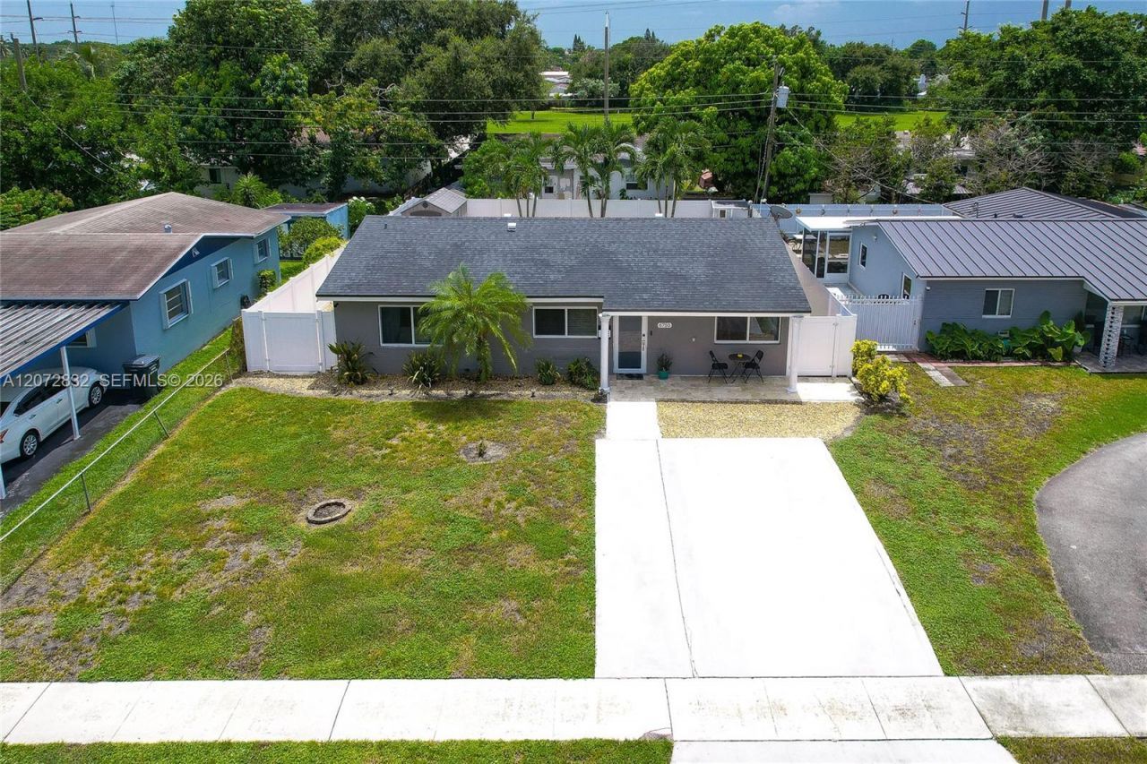 6750 Hope St, Hollywood, FL 33024 Photo