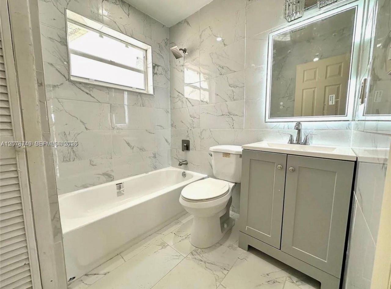6035 SW 39th St , Unit 1, Miramar, FL 33023 Photo