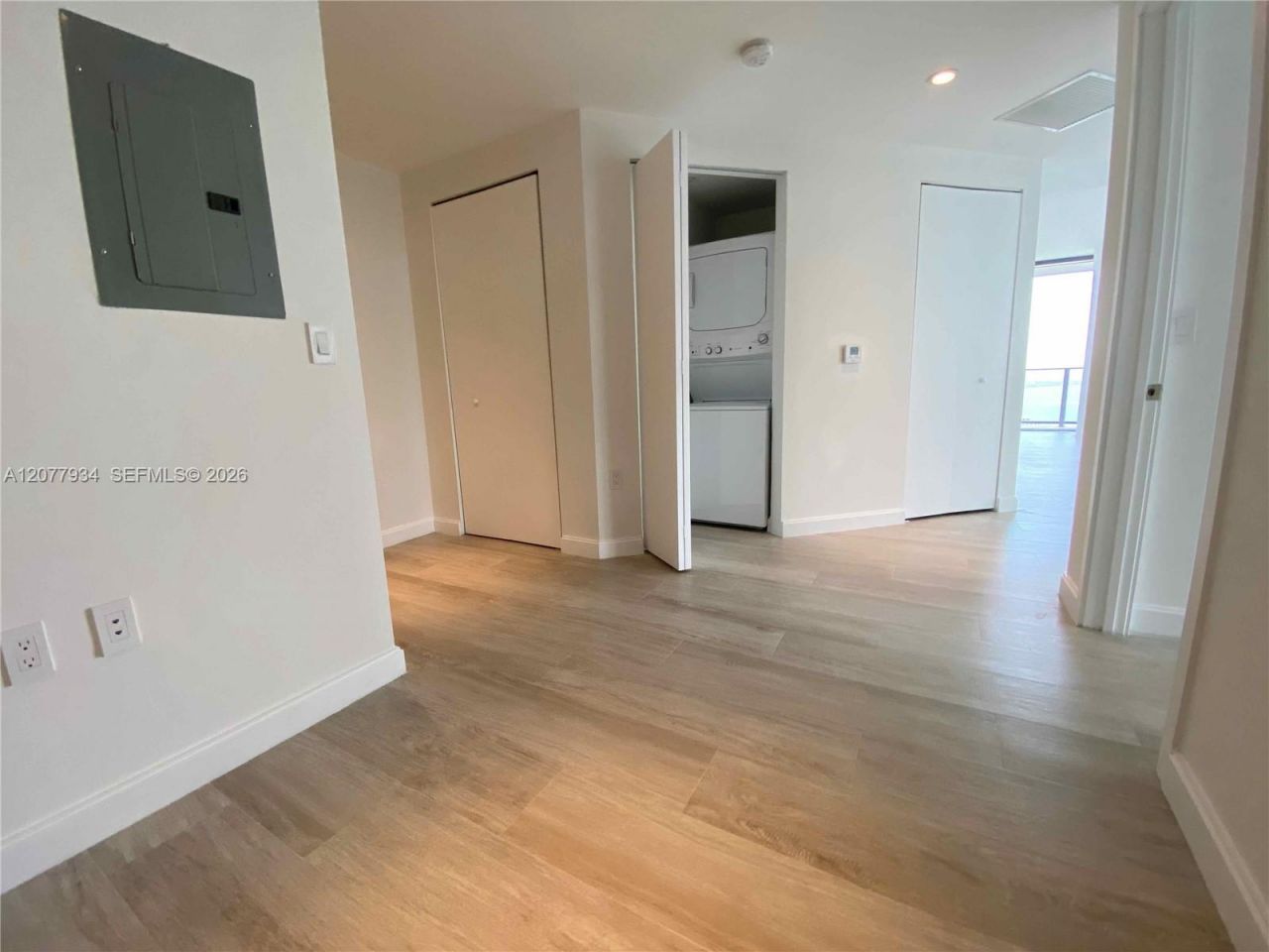 45 SW 9th St , Unit 3703, Miami, FL 33130 Photo