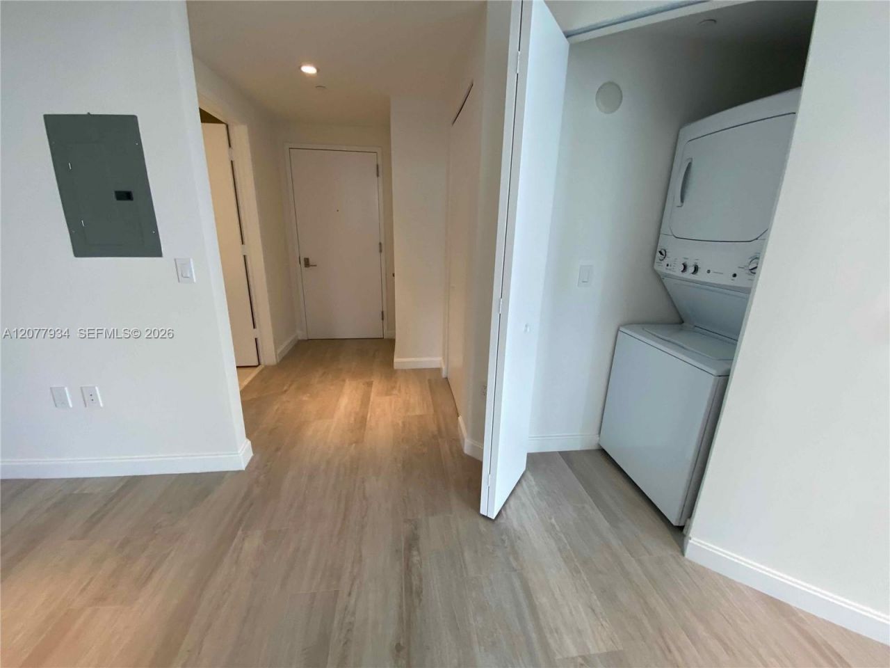 45 SW 9th St , Unit 3703, Miami, FL 33130 Photo