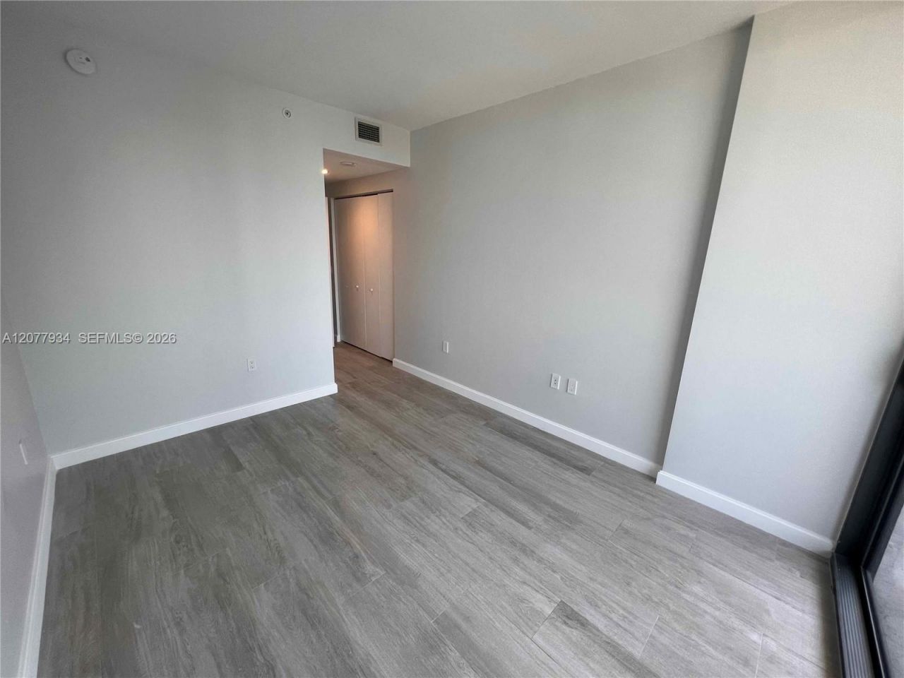 45 SW 9th St , Unit 3703, Miami, FL 33130 Photo