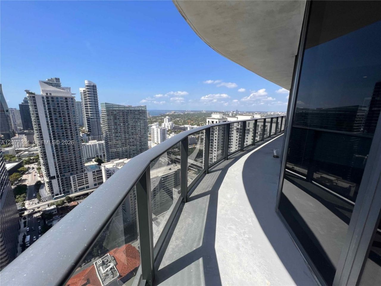 45 SW 9th St , Unit 3703, Miami, FL 33130 Photo