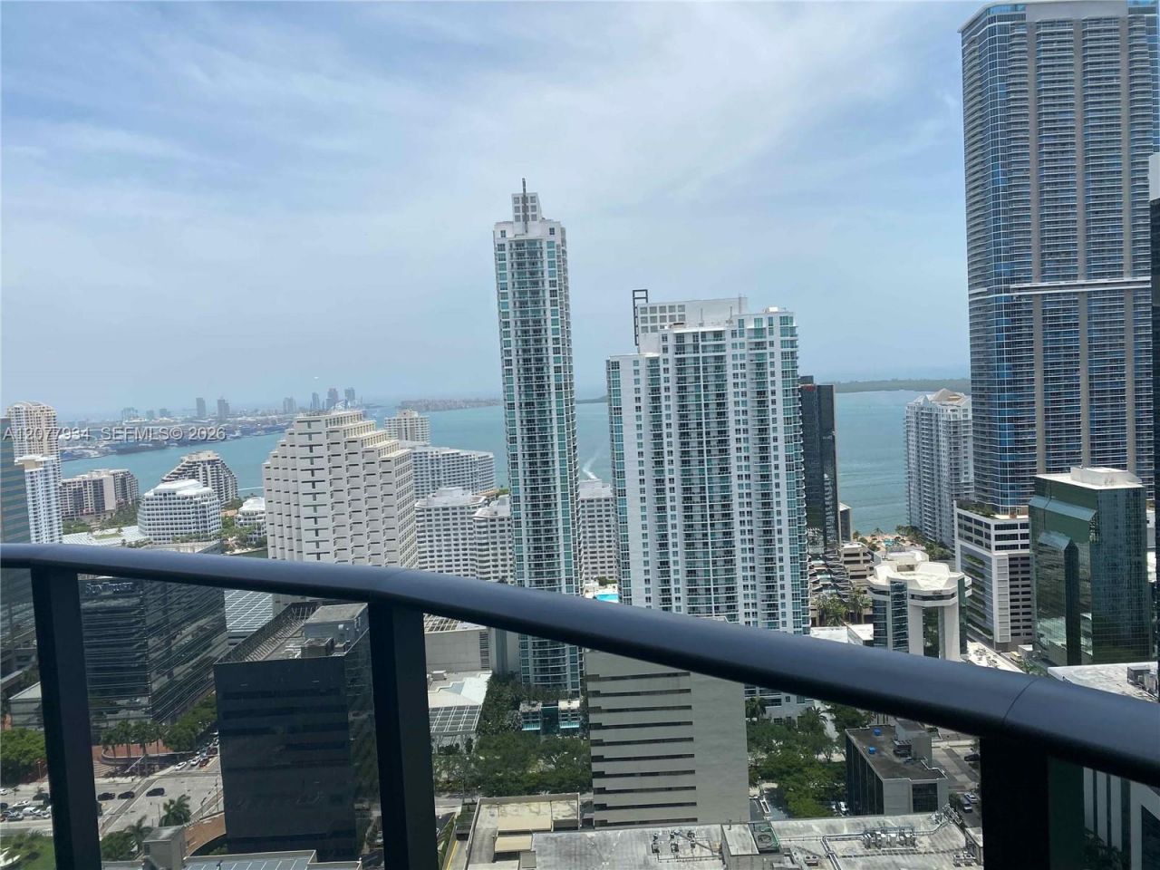 45 SW 9th St , Unit 3703, Miami, FL 33130 Photo