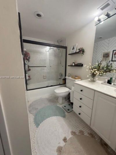 19390 Collins Ave, Unit 510, Sunny Isles Beach, FL 33160 Photo