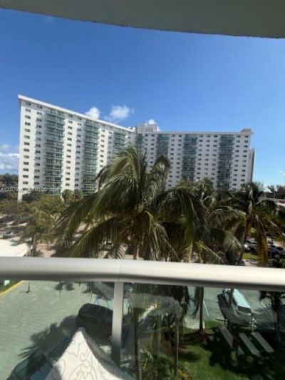 19390 Collins Ave, Unit 510, Sunny Isles Beach, FL 33160 Photo