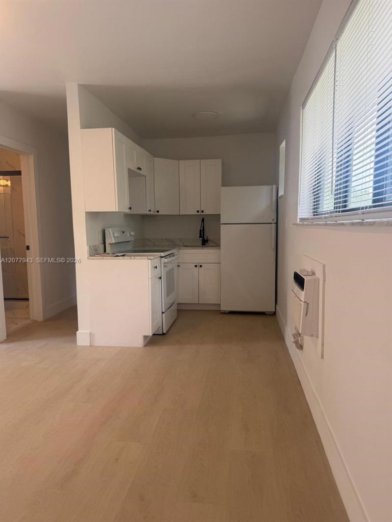 7535 NE 2nd Ct , Unit 6, Miami, FL 33138 Photo
