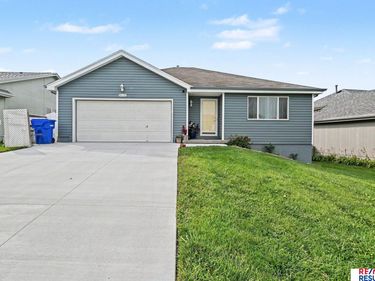 8535 Sheffield Street, Omaha, NE 68122