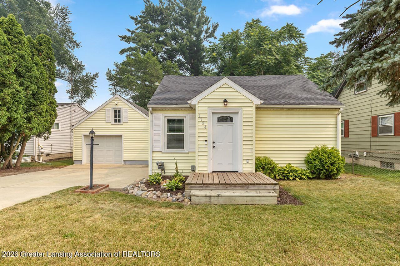 1524 Downey Street, Lansing, MI 48906 Main Photo