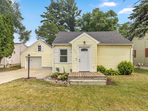 1524 Downey Street, Lansing, MI 48906