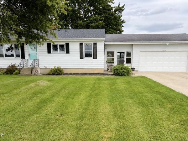 25712 Lime City Road, Perrysburg, OH 43551