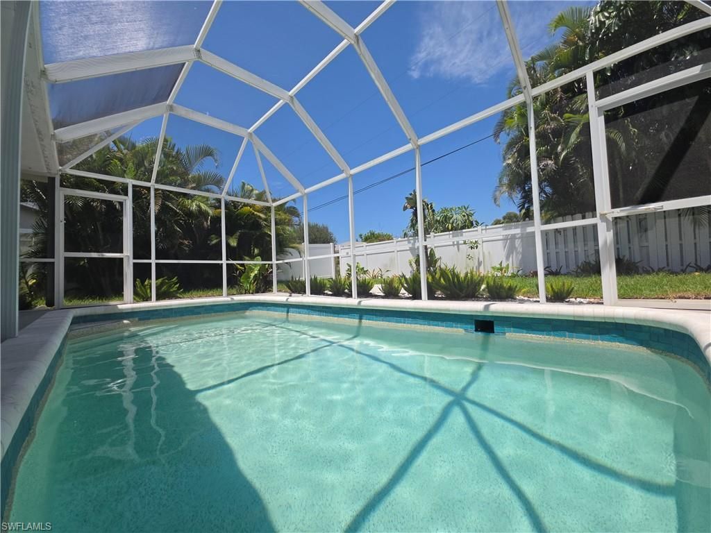 1363 Woodridge Ave, Naples, FL 34103 Photo