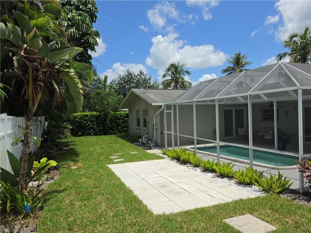 1363 Woodridge Ave, Naples, FL 34103 Photo