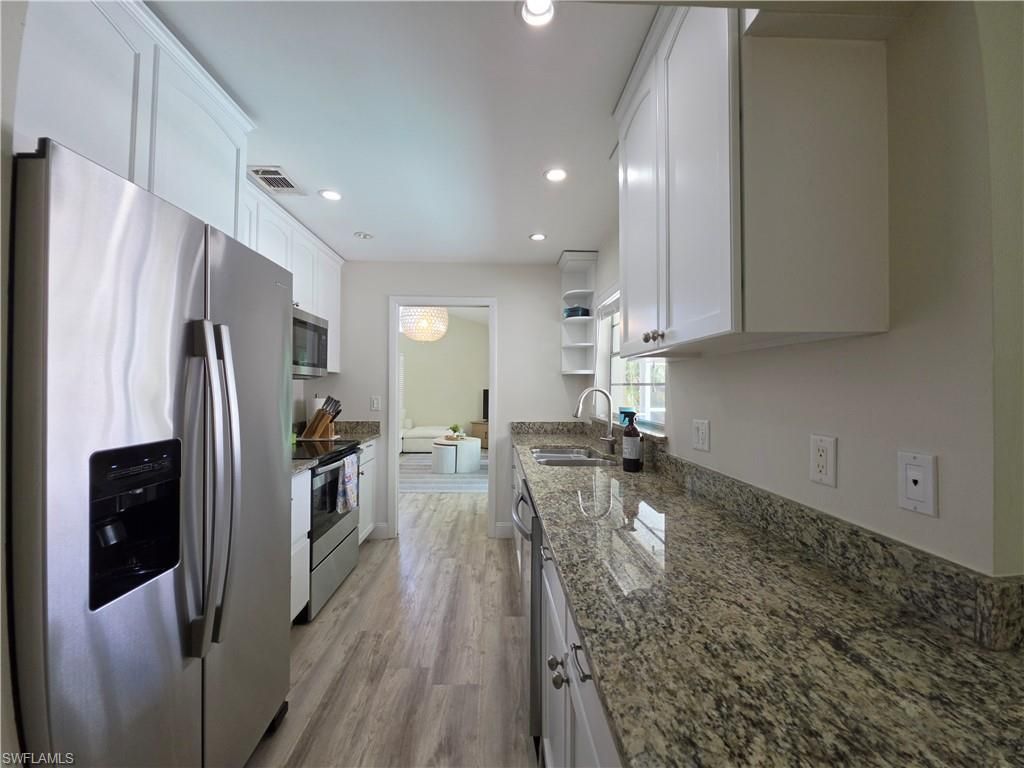 1363 Woodridge Ave, Naples, FL 34103 Photo