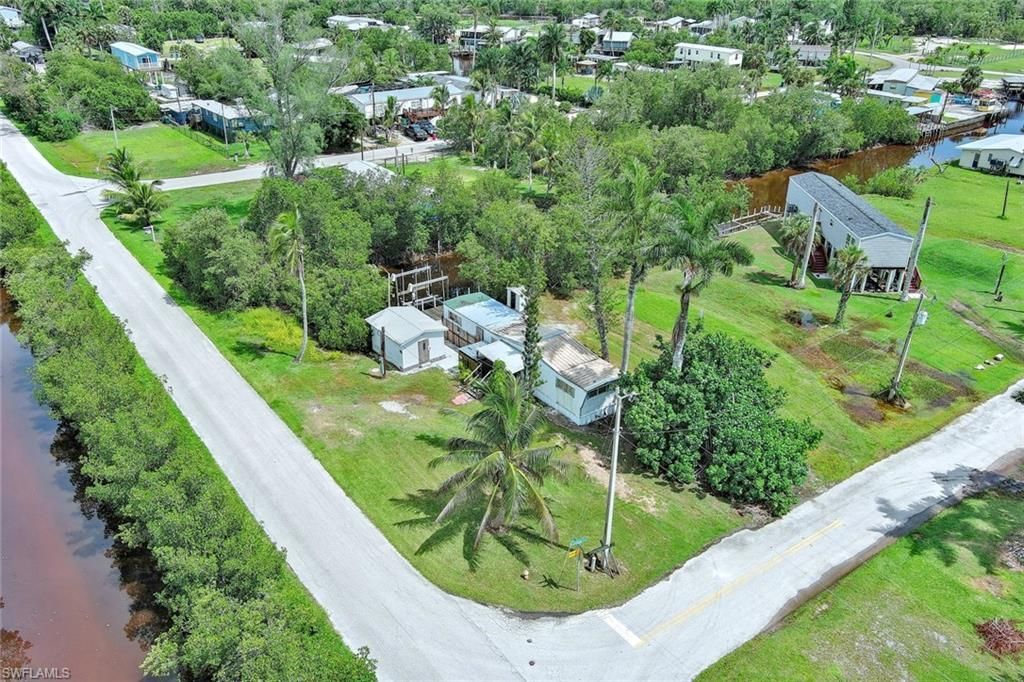105 Cardinal Ct, Other, FL 34141 Photo