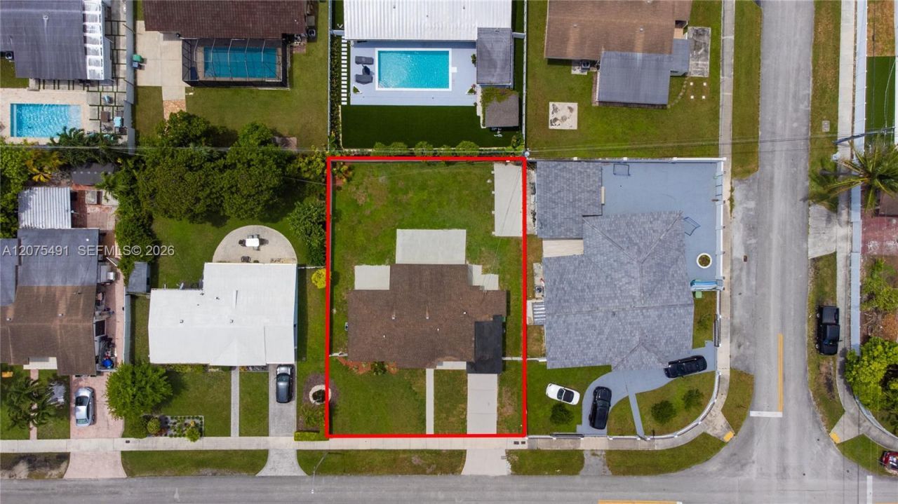4212 SW 98th Ave , Miami, FL 33165 Photo