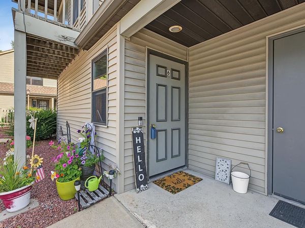 500 E Main Street, Unit 6, Sun Prairie, WI 53590