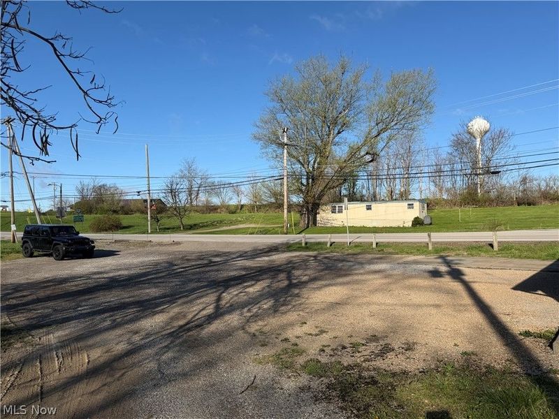 932 Main Street, Smithfield, OH 43948 Photo 5