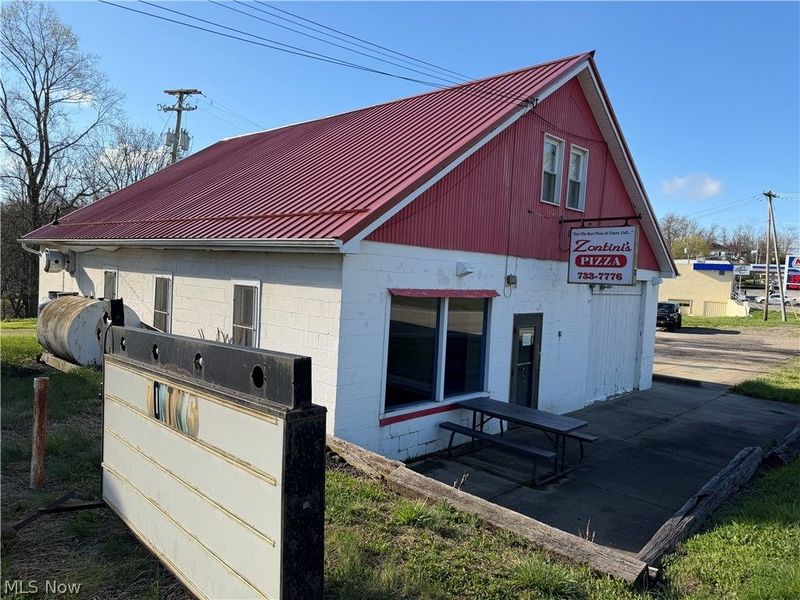 932 Main Street, Smithfield, OH 43948 Photo 7