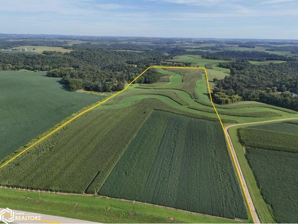 Co. Rd. A26 / Bear Creek Dr., Dorchester, IA 52140