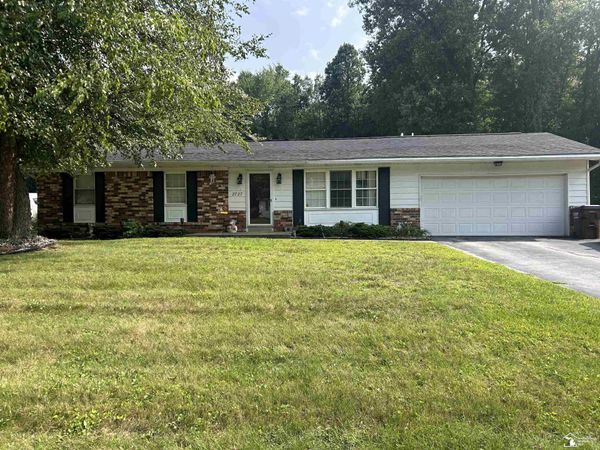 2727 Thunderbird Trail, Lambertville, MI 48144