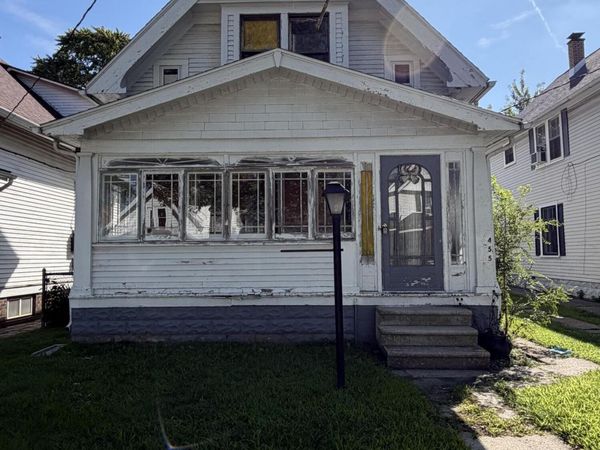 455 Howland Avenue, Toledo, OH 43605