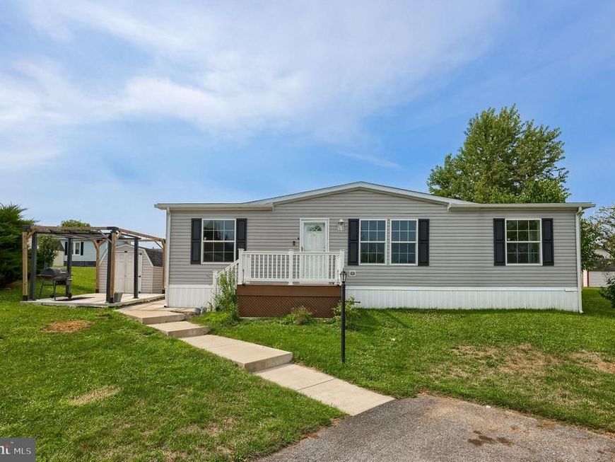 101 Fawn Meadow Court, Lancaster, PA 17603 Main Photo