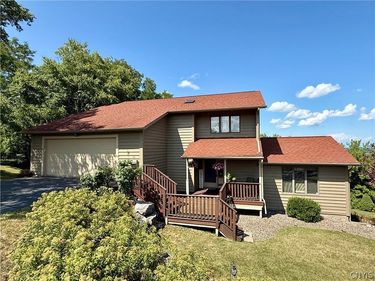 43 Heritage Circle , Syracuse, NY 13209
