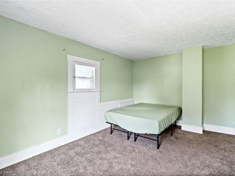 777 Montana Avenue, Akron, OH 44314 Photo 11