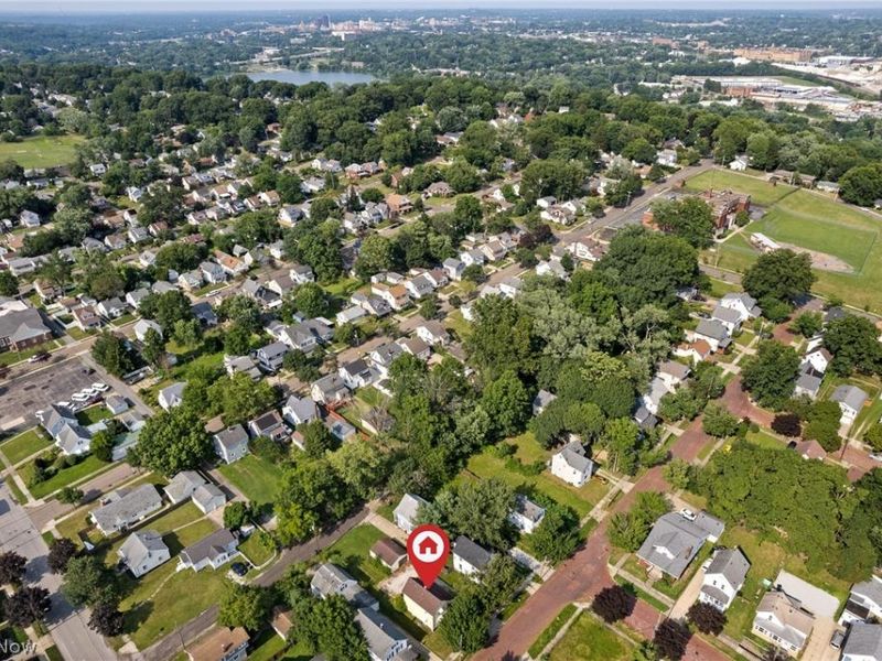 777 Montana Avenue, Akron, OH 44314 Photo 26