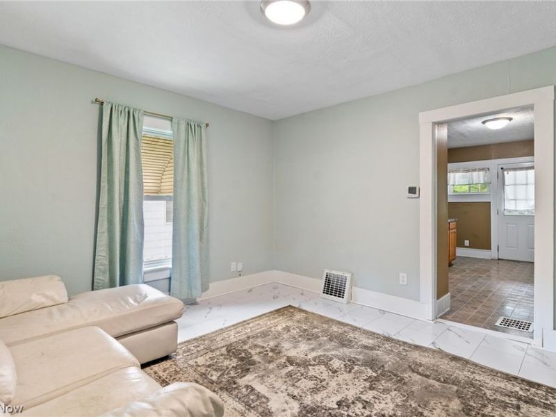 777 Montana Avenue, Akron, OH 44314 Photo 3