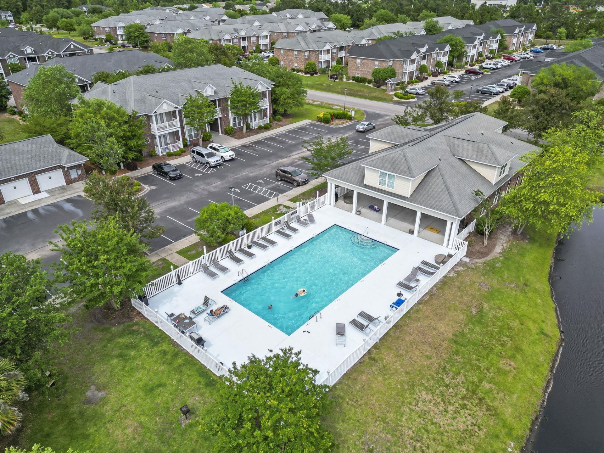 2037 Silvercrest Dr. Photo 30