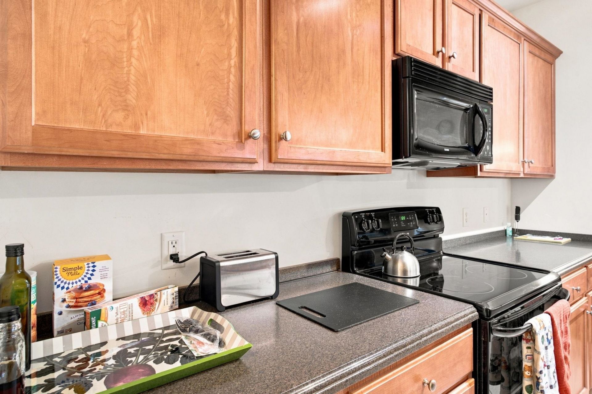 2037 Silvercrest Dr. Photo 8