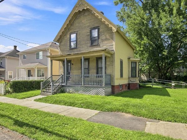 40 Day Street, West Springfield, MA 01089