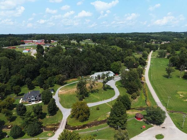 500 E Main St, Red Boiling Springs, TN 37150