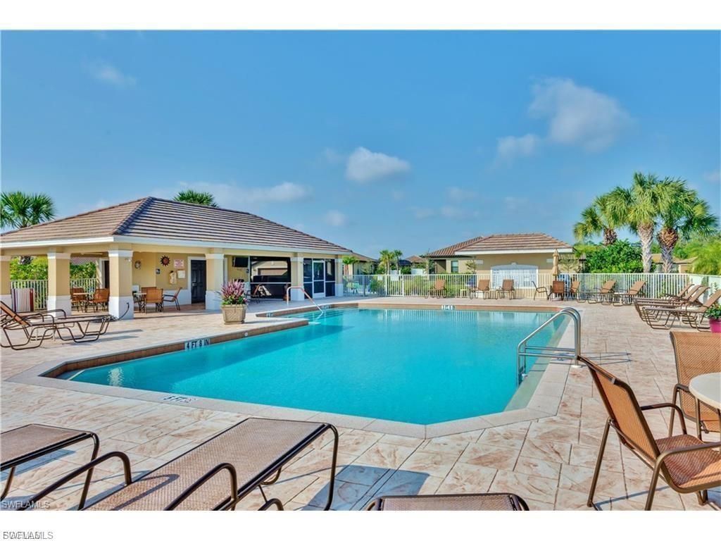 9048 Triangle Palm Ln, Unit 1101, Fort Myers, FL 33913 Photo