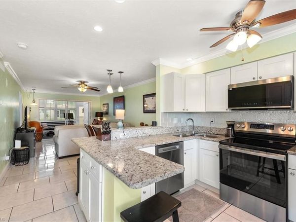 6300 S Pointe BLVD , Unit 205, FORT MYERS, FL 33919