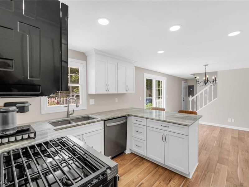 360 Huntmere Drive, Bay Village, OH 44140 Photo 17