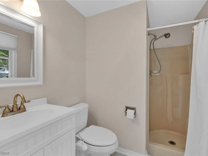 360 Huntmere Drive, Bay Village, OH 44140 Photo 26